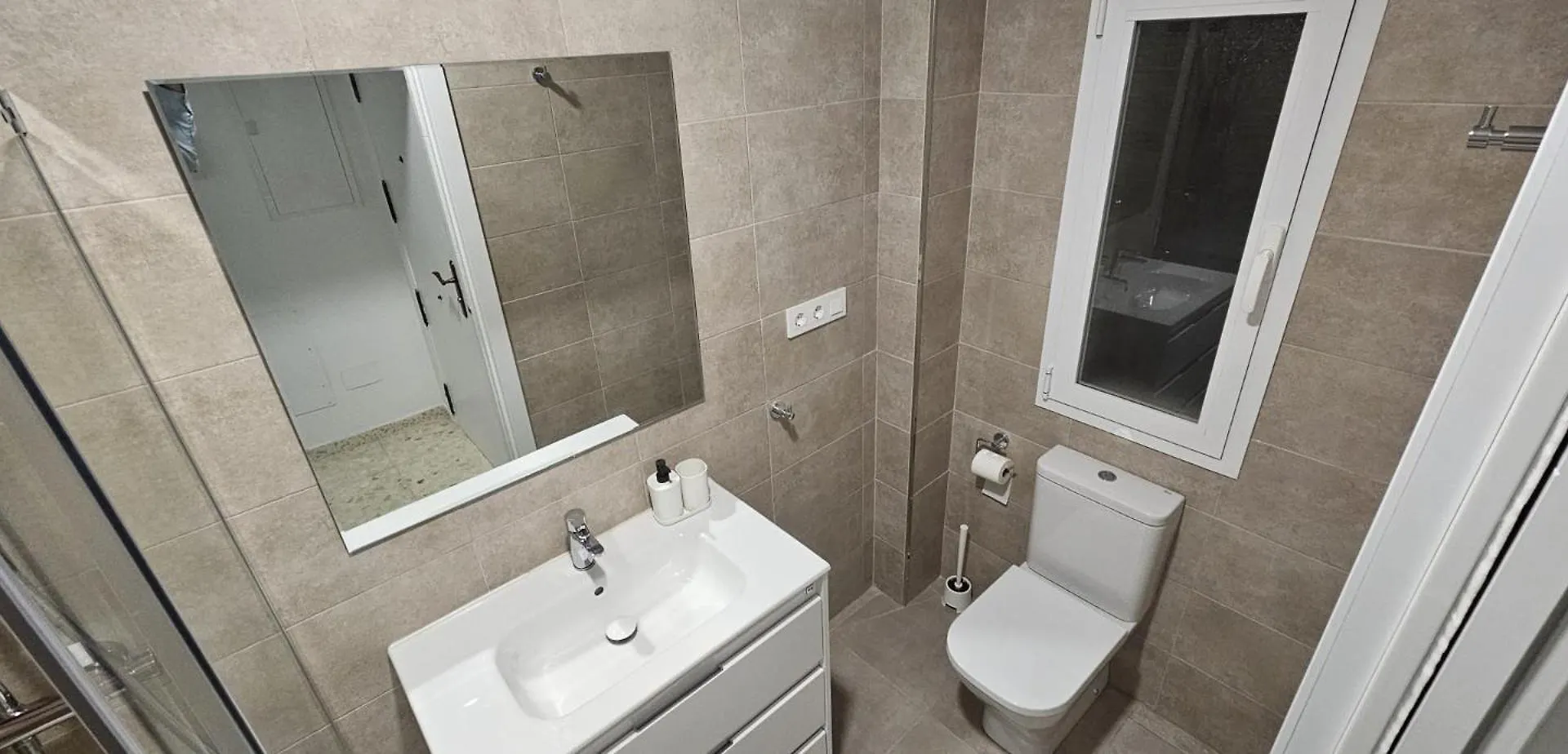 Chalet Playamar 300M De La Playa Torremolinos 0*,  İspanya